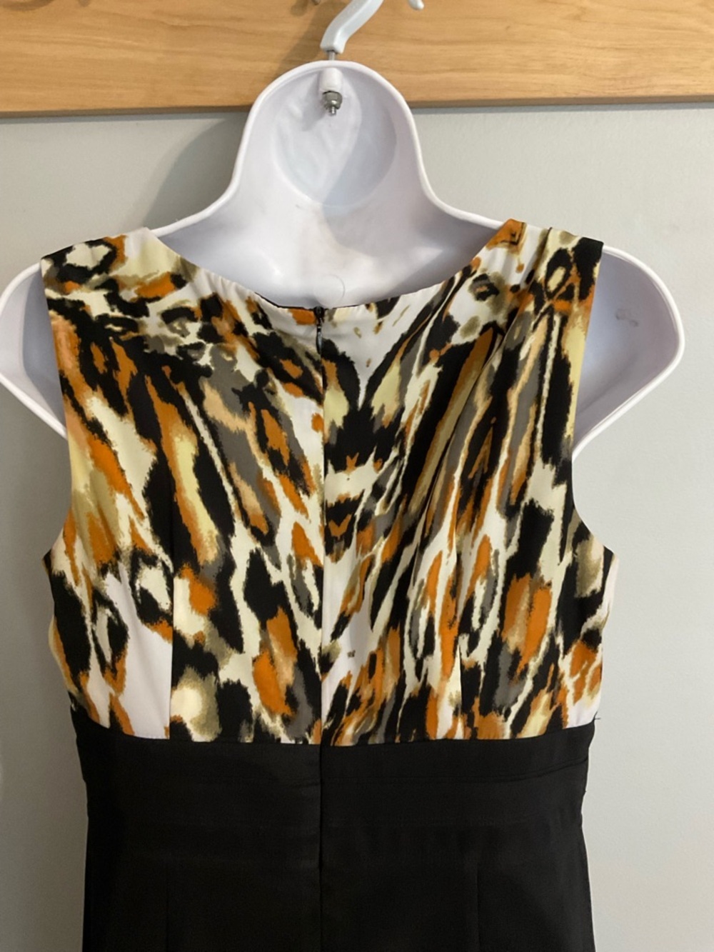 Dressbarn Sleeveless Animal-Print Bodice Midi Sheath Dress Size 10 - Picture 5 of 9